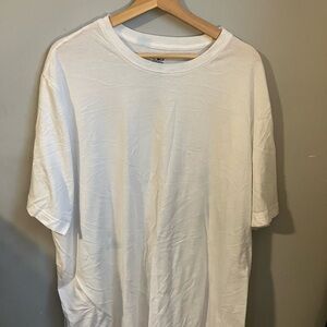 Classic Women’s Crew Neck T-Shirt - White